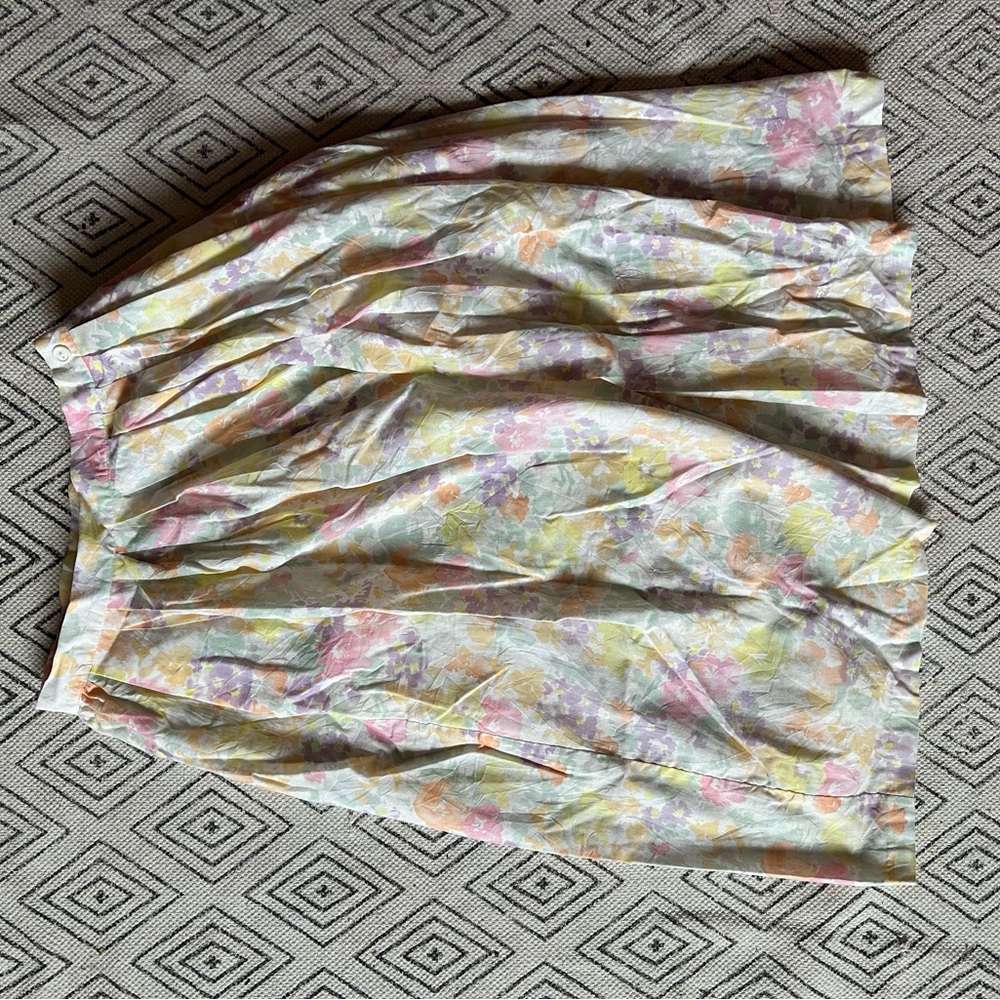 Vintage Floral Midi Skirt in Pastel Hues